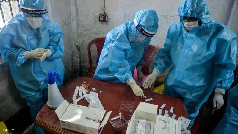 Los casos de coronavirus superan los 25 millones de contagios en el mundo