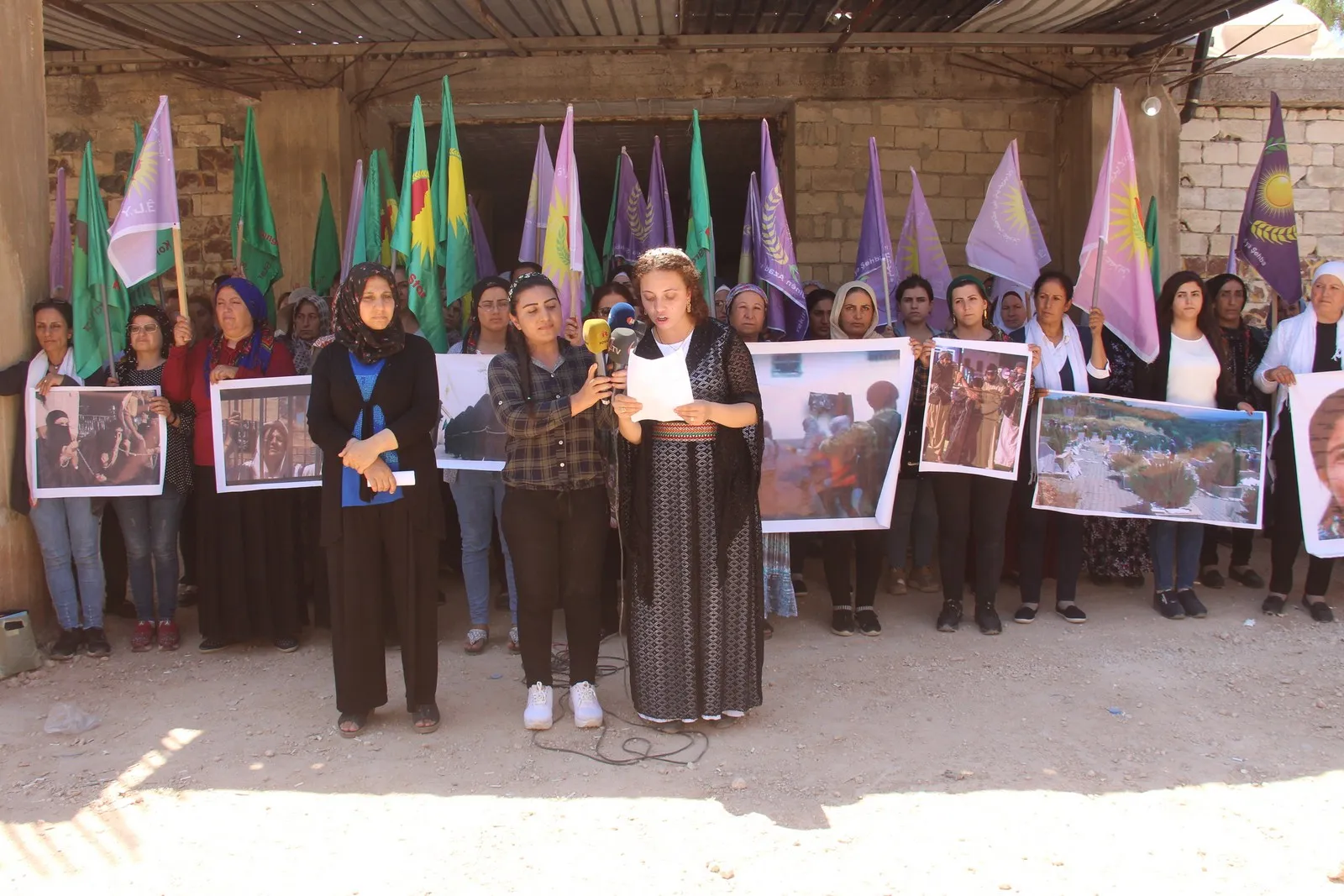 La comunidad internacional debe condenar la masacre de Şengal y liberar a las mujeres secuestradas