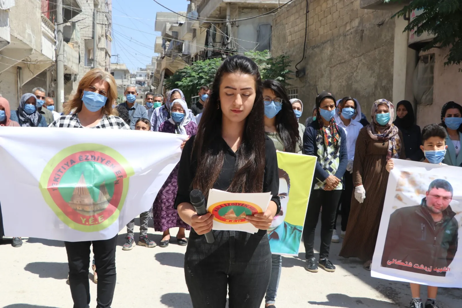 La comunidad internacional debe condenar la masacre de Şengal y liberar a las mujeres secuestradas