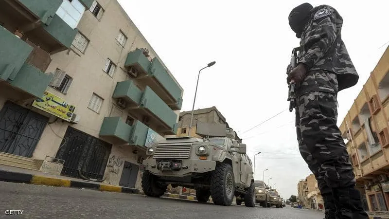 Fuerte explosión golpea la capital libia