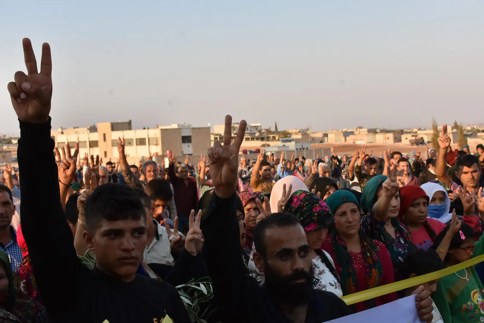 Afrin celebra el funeral de dos mártires y anuncia registro de otro