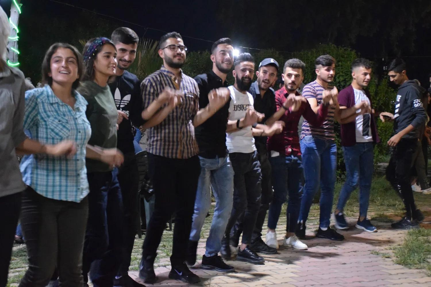 Movimiento Estudiantil Democrático en Qamishlo anuncia unirse a la campaña de KCK