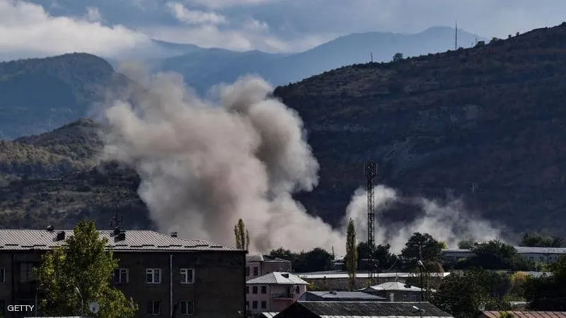 Azerbaiyán bombardea equipo militar dentro de territorio armenio