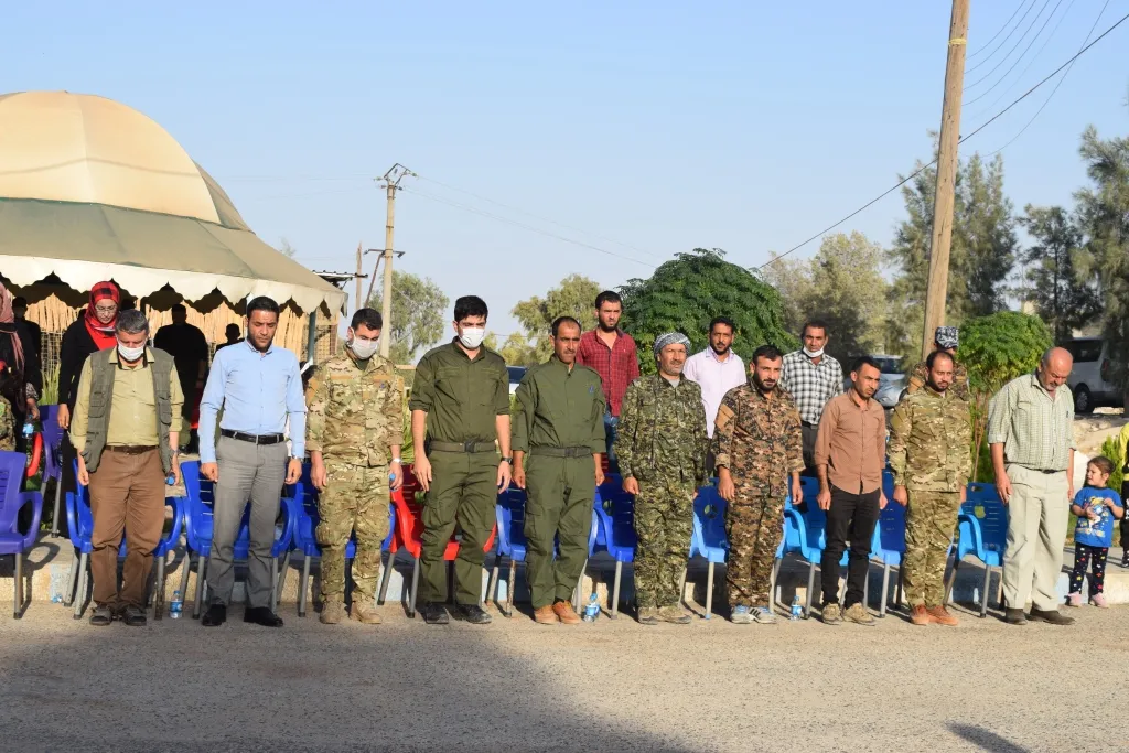 Finalizó el curso de las Fuerzas de Seguridad Interna en Manbij