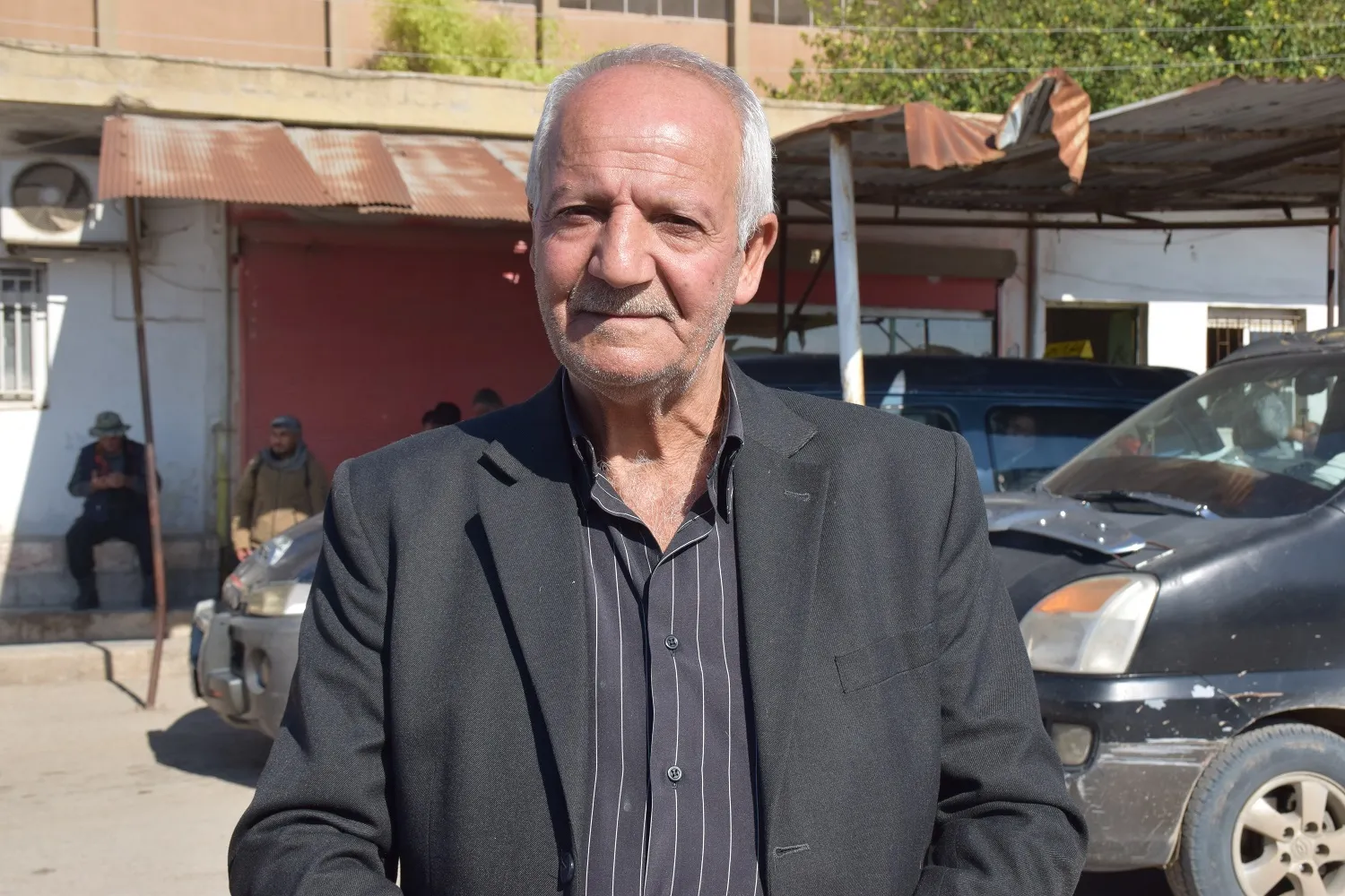 Los ciudadanos de Rojava piden a Barzani que enfrente la ocupación, no que encienda la guerra interna