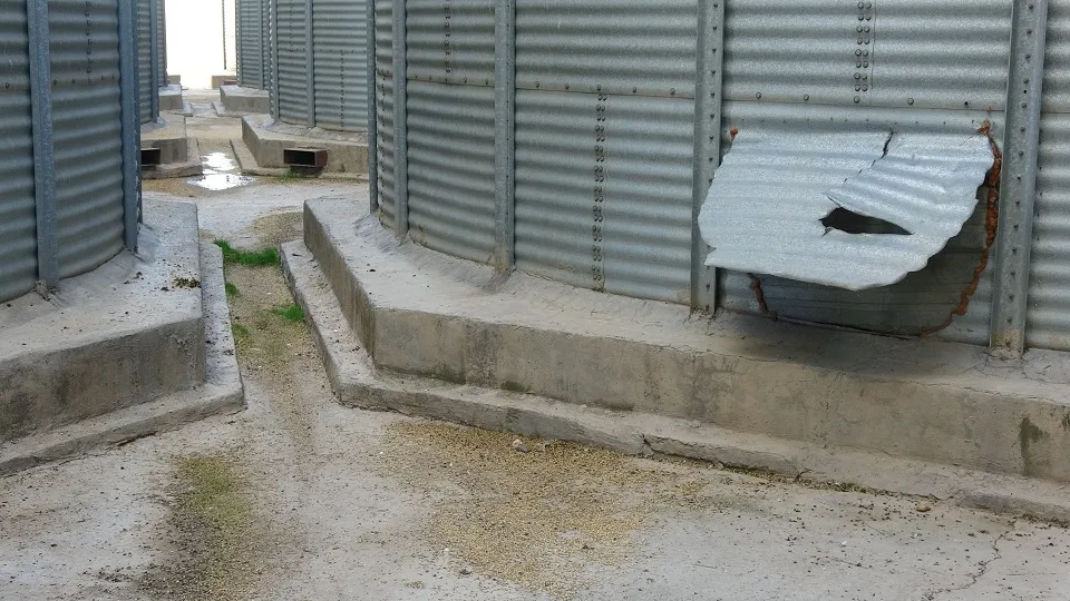 Las Fuerzas de Ocupación turcas apuntan al silo de Ain Issa