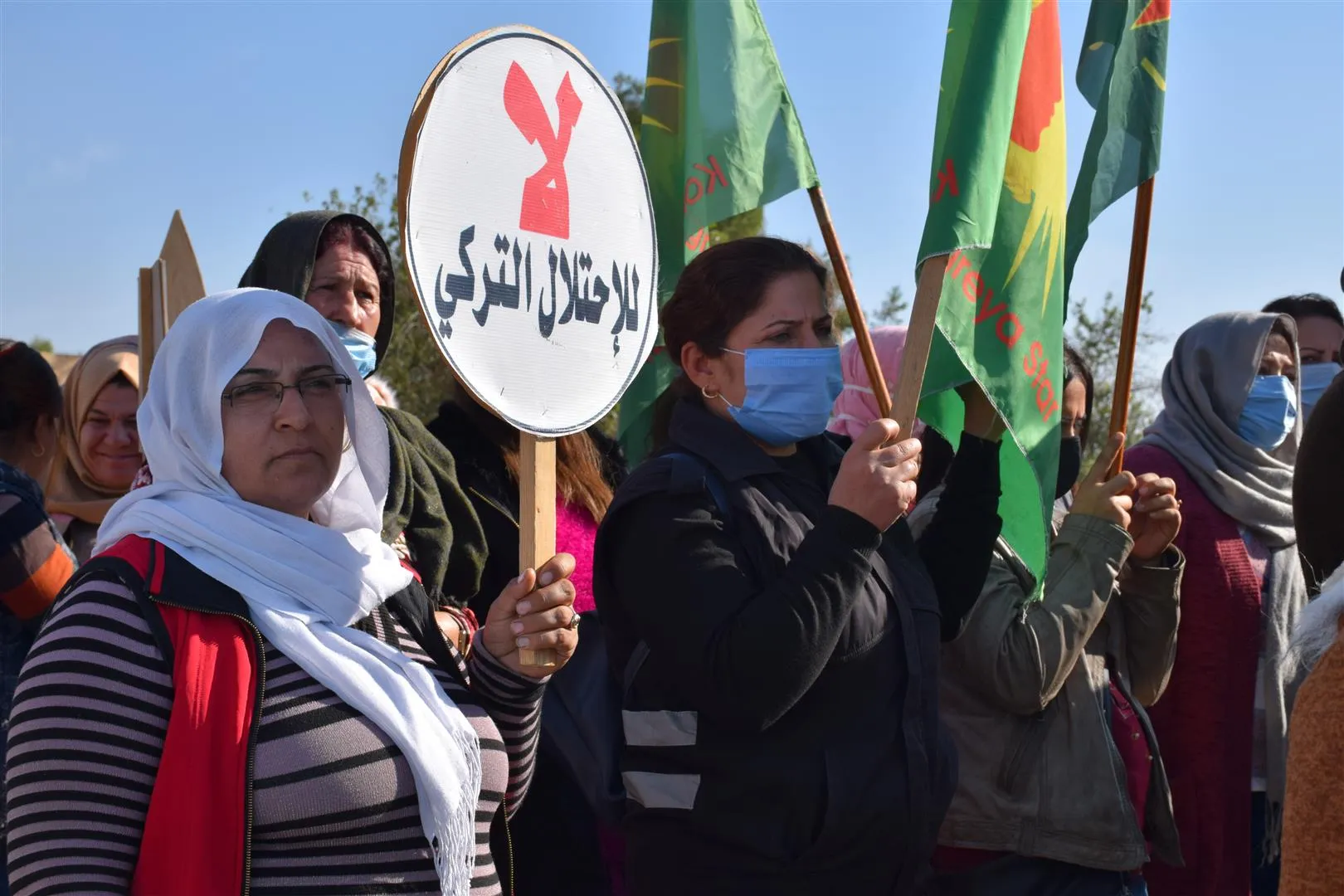 Actividades en Qamishlo y Amuda para combatir la violencia contra la mujer
