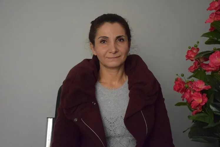 Abeer Hassaf: el KDP debería favorecer el interés kurdo sobre el interés partidista