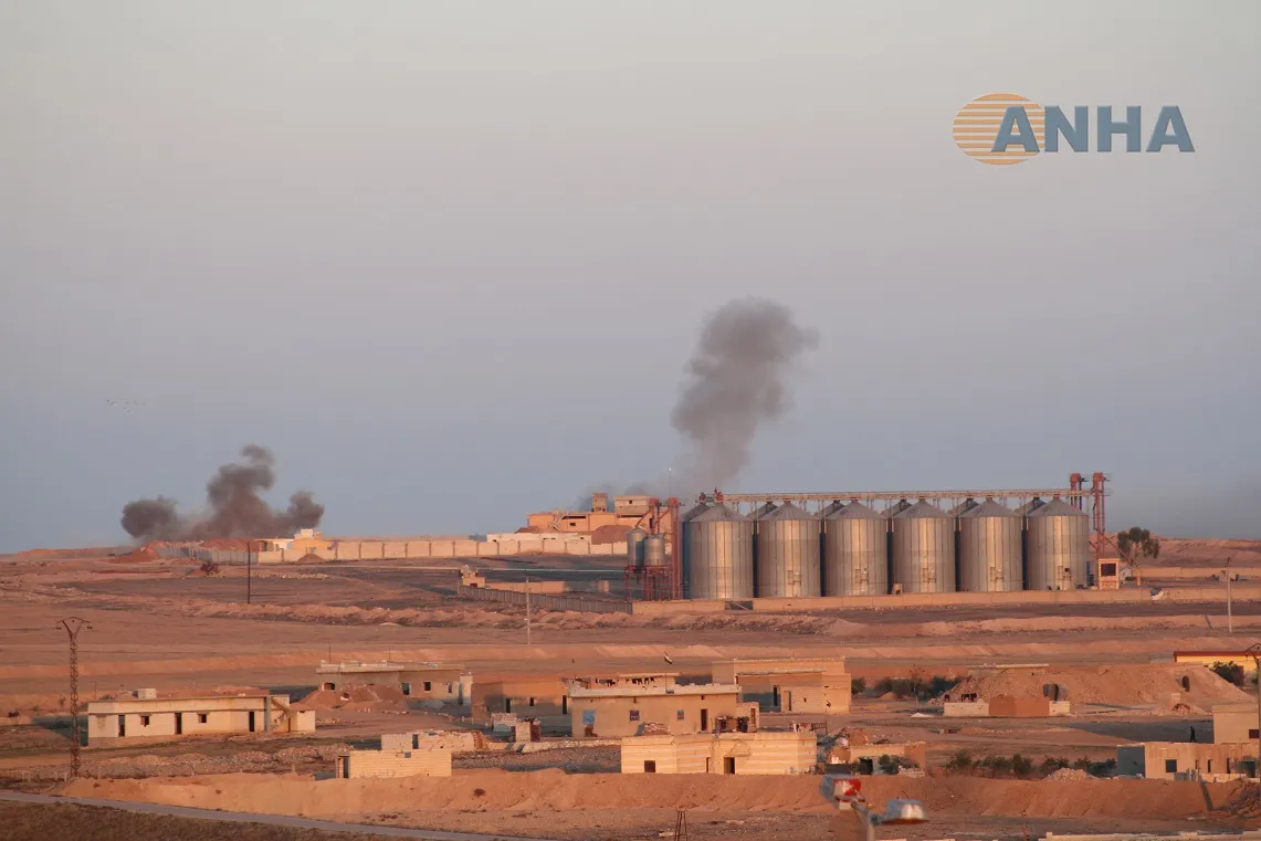SDF repele los ataques de la ocupación turca en Musherfeh, cerca de la M4
