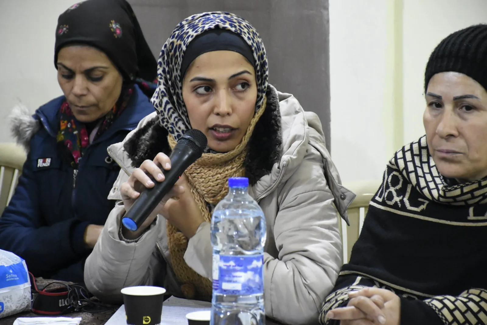 La violencia política quita el derecho de las mujeres a expresar su opinión