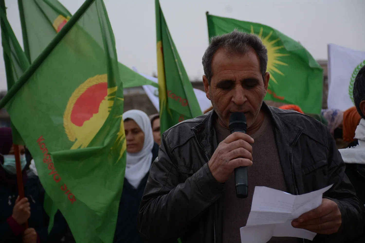 Demostraciones en el cantón de Qamishlo en rechazo al acuerdo Hewler-Bagdad