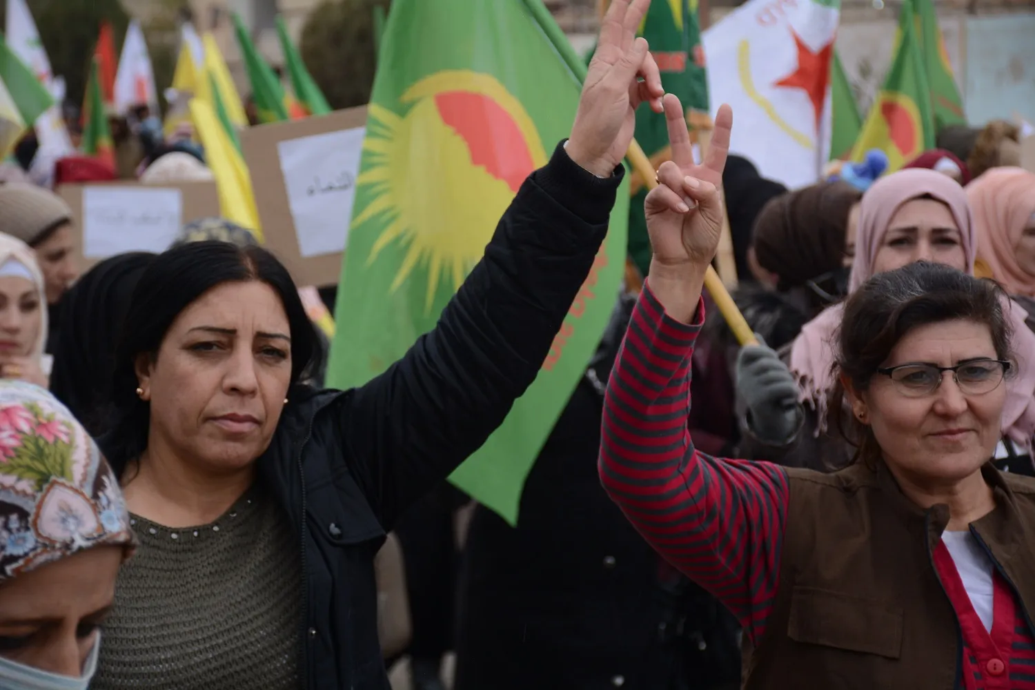 Demostraciones en el cantón de Qamishlo en rechazo al acuerdo Hewler-Bagdad