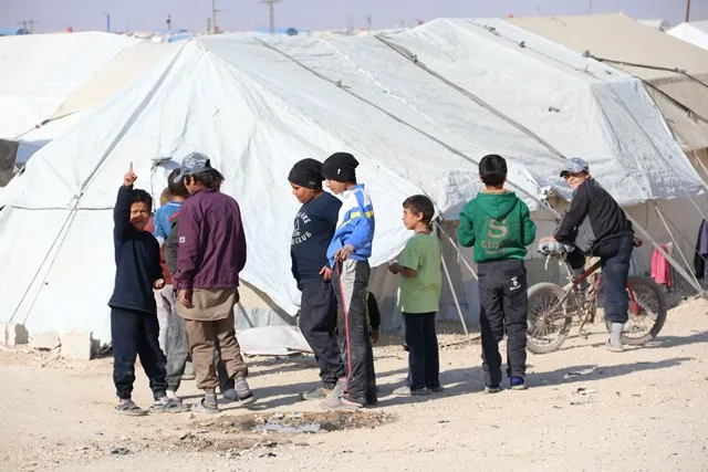 ¡Bebés en el campamento al-Hol!