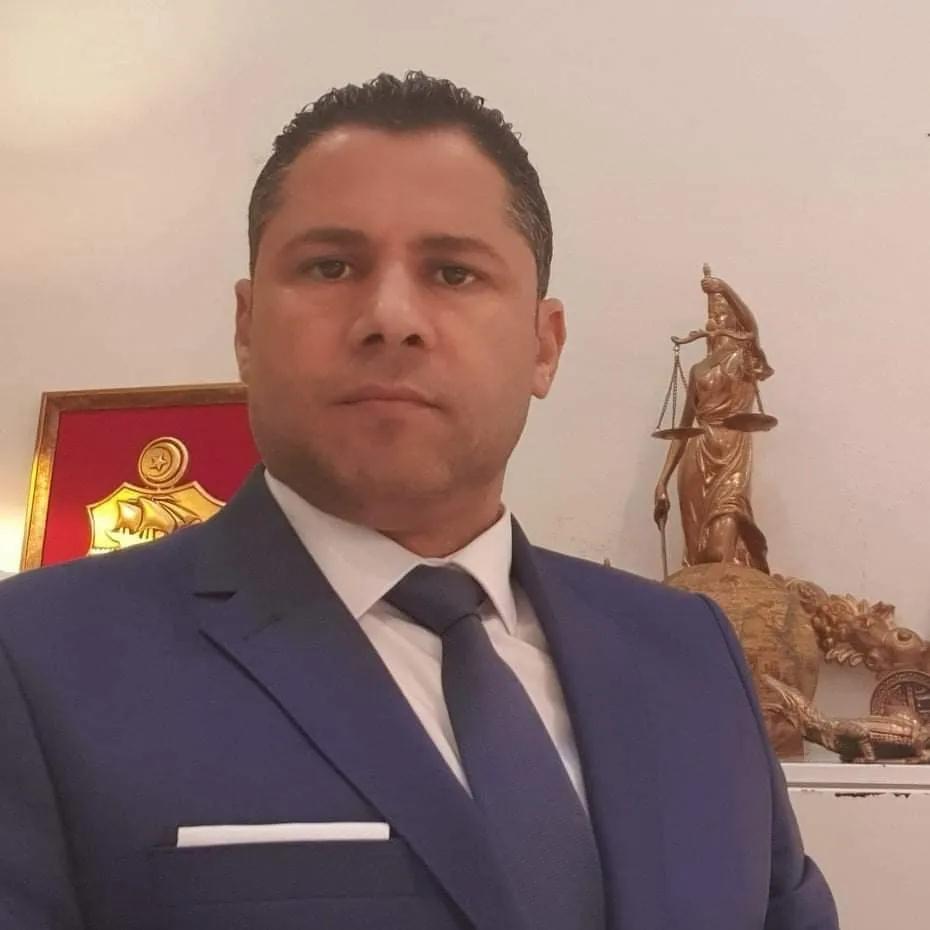 Abogado tunecino: la Hermandad Musulmana reprime las voces que rechazan sus políticas