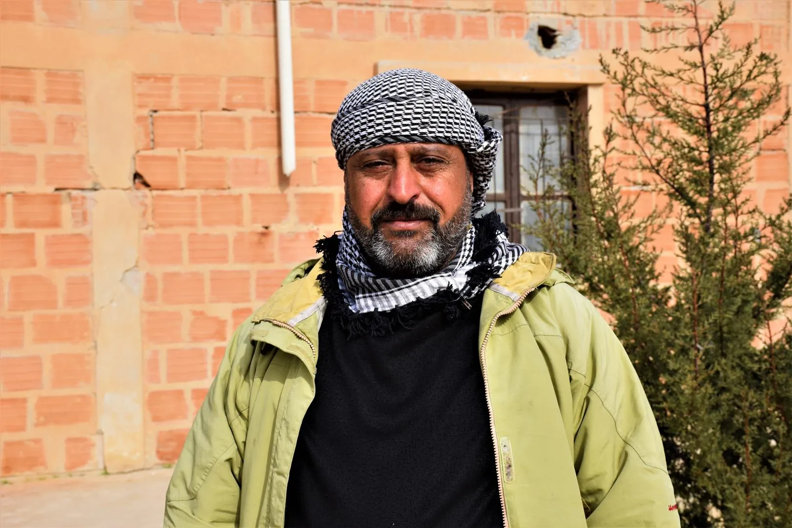 Los agricultores en las líneas de contacto con la ocupación turca están expuestos a ataques directos