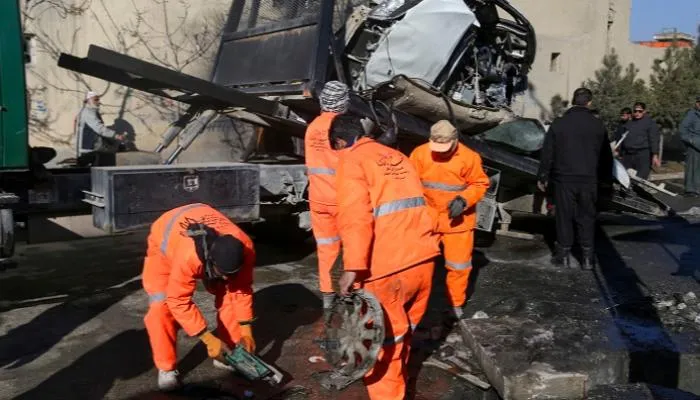 Muertos y heridos en 3 explosiones en Afganistán