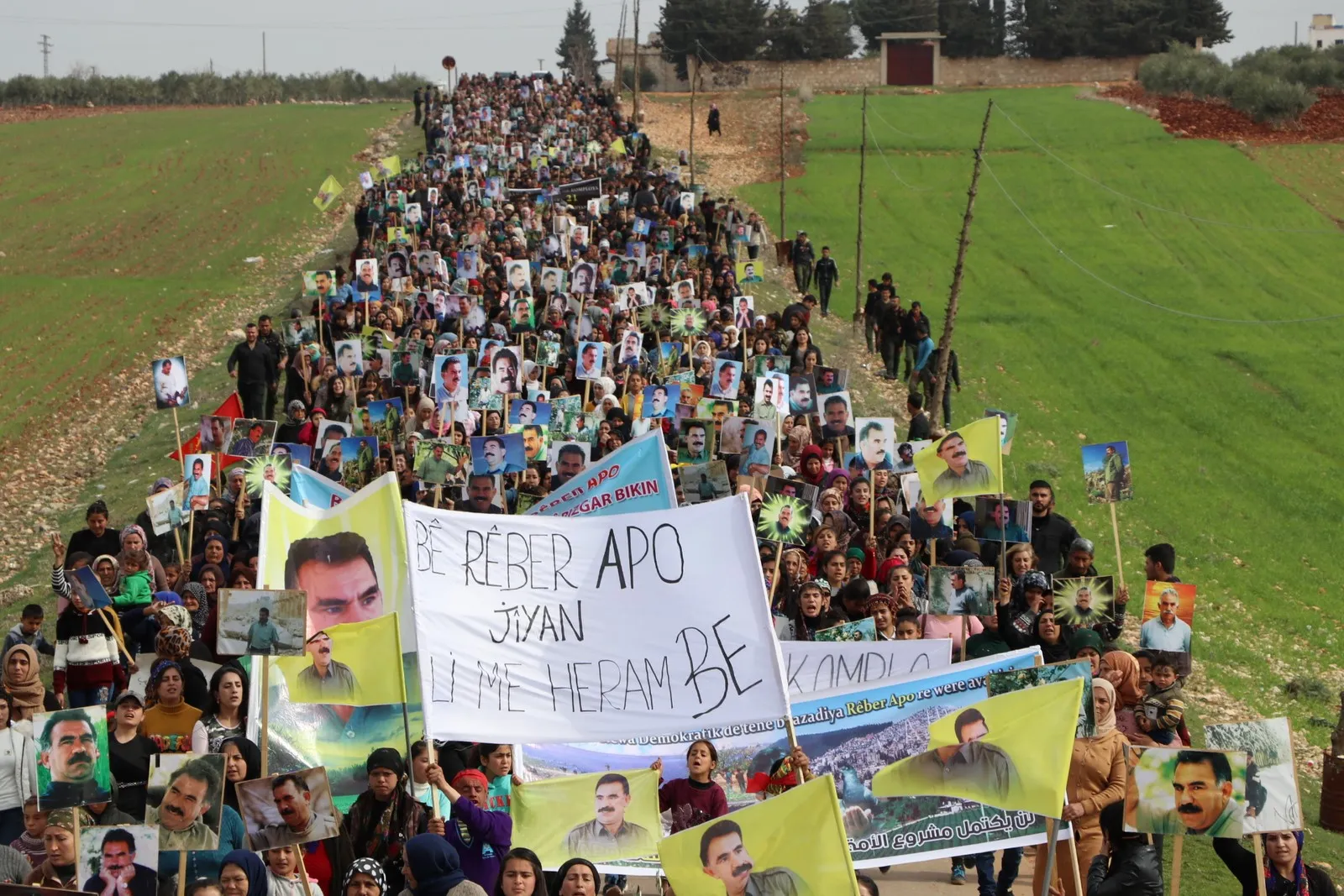 Pueblode Sherawa denuncia conspiración internacional contra Ocalan
