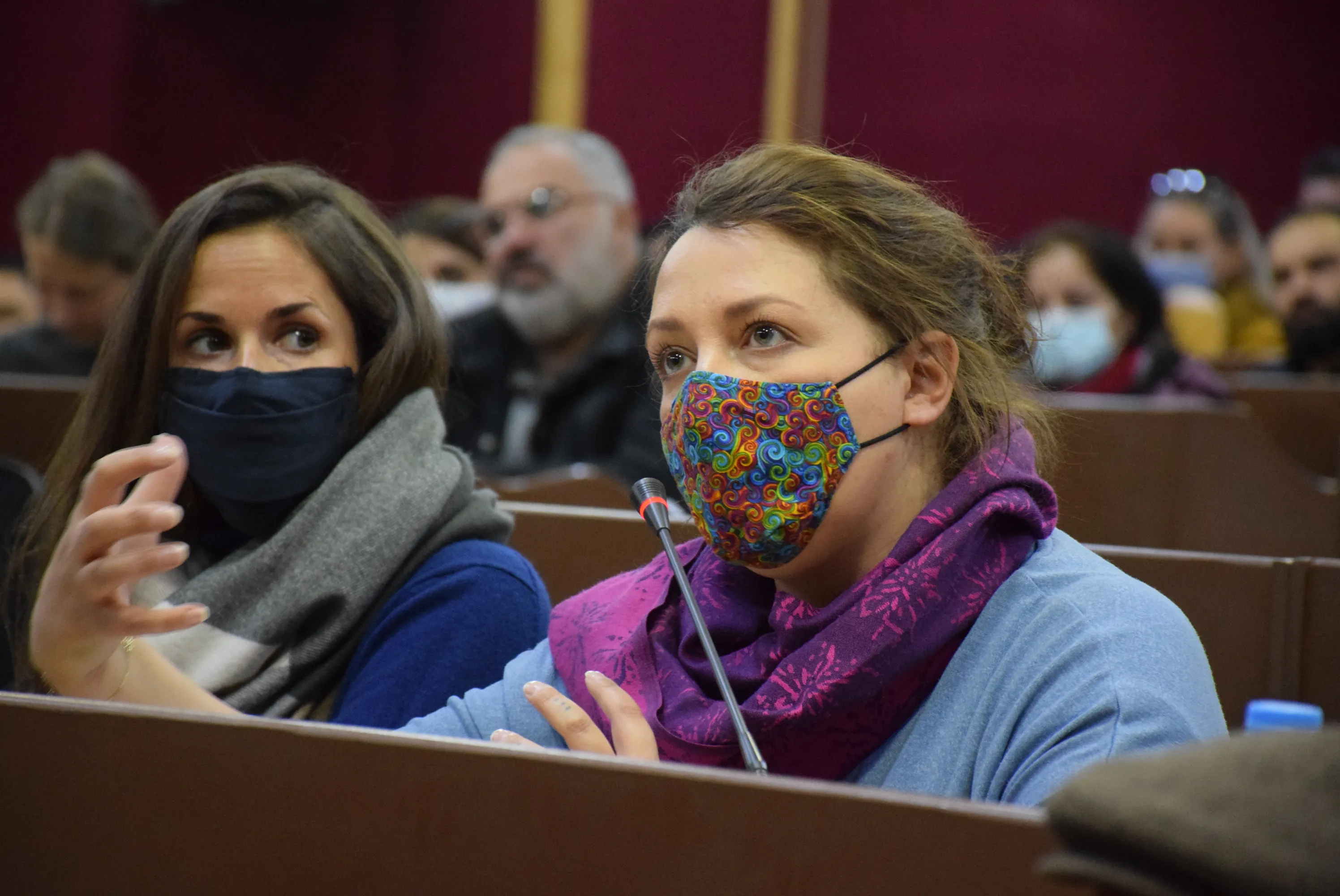 La Administración Autónoma se reúne con las ONG operativas en el noreste de Siria