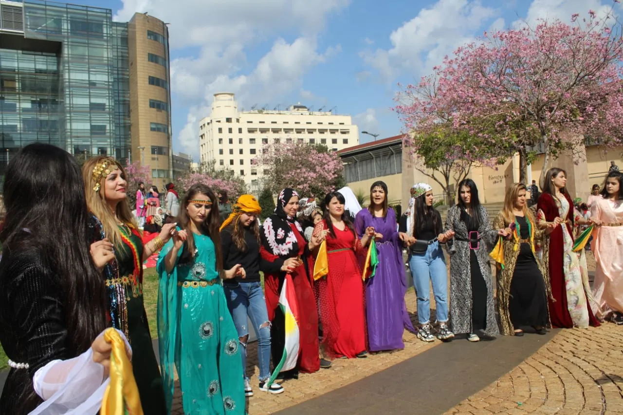La comunidad kurda en el Líbano celebra el Día Internacional de la Mujer