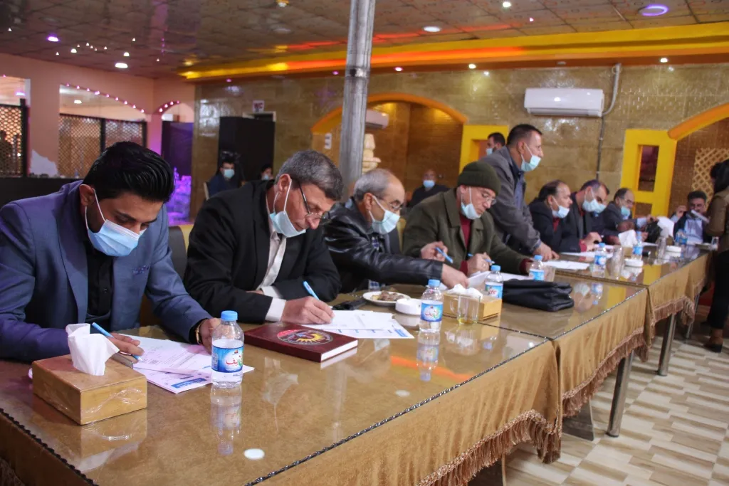 Seminario en Manbij sobre la nueva constitución siria