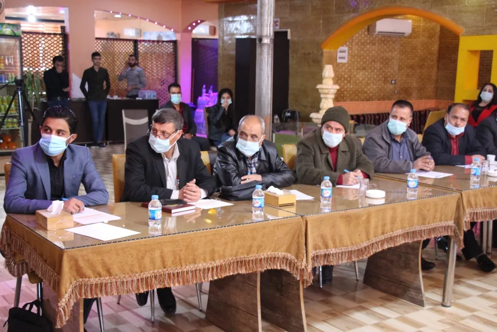 Seminario en Manbij sobre la nueva constitución siria