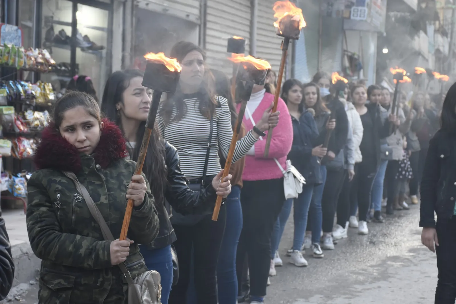 Alepo ... los yezidíes denuncian las amenazas del gobierno iraquí contra Şengal