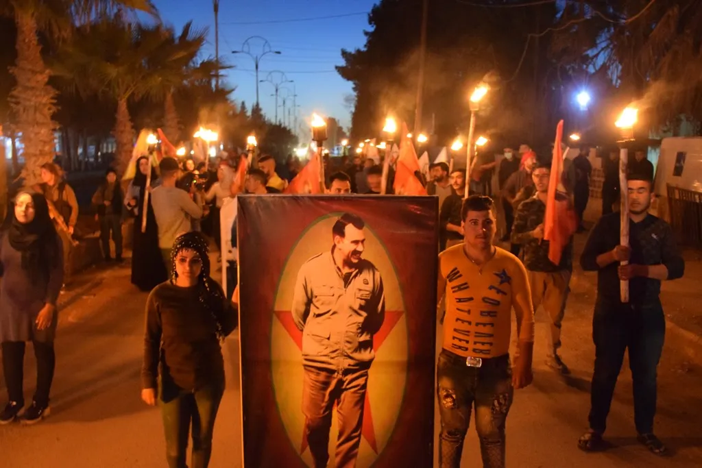 Juventud de Tirbespiyê pide a las autoridades turcas que verifiquen la salud de Ocalan