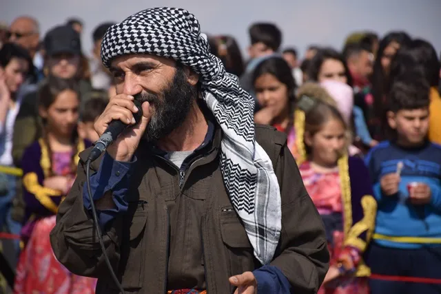 Las celebraciones del 8 de marzo en el noreste de Siria terminaron con actuaciones líricas y folclóricas