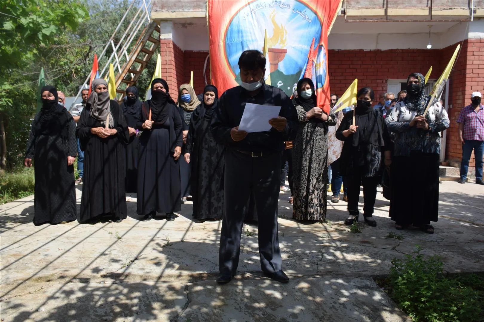Manifestantes piden a los países árabes que enfrenten planes coloniales de Turquía