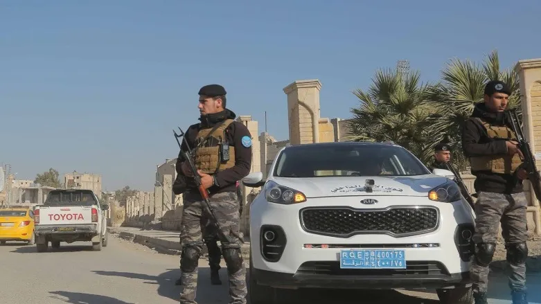 Fuerzas de Seguridad Interna desmantelan una mina preparada para su detonación en Manbij