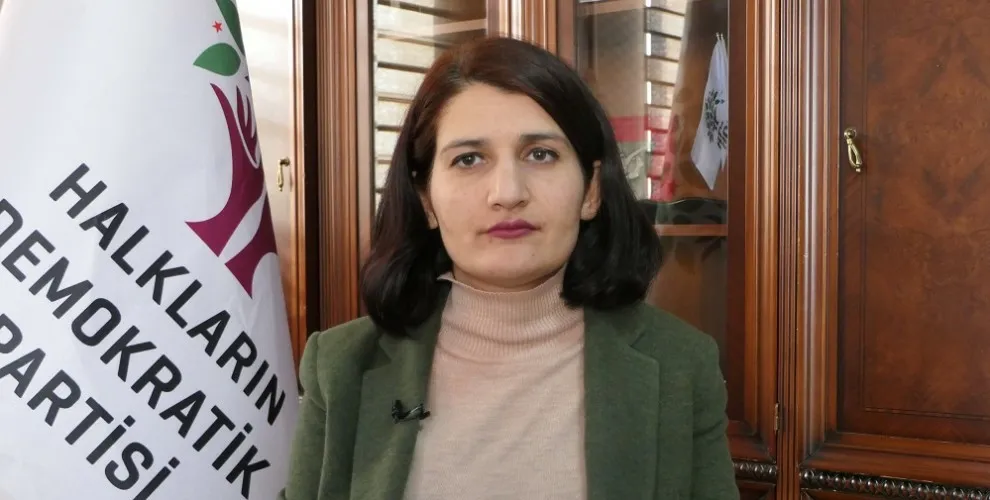 'El aislamiento es una decisión internacional'