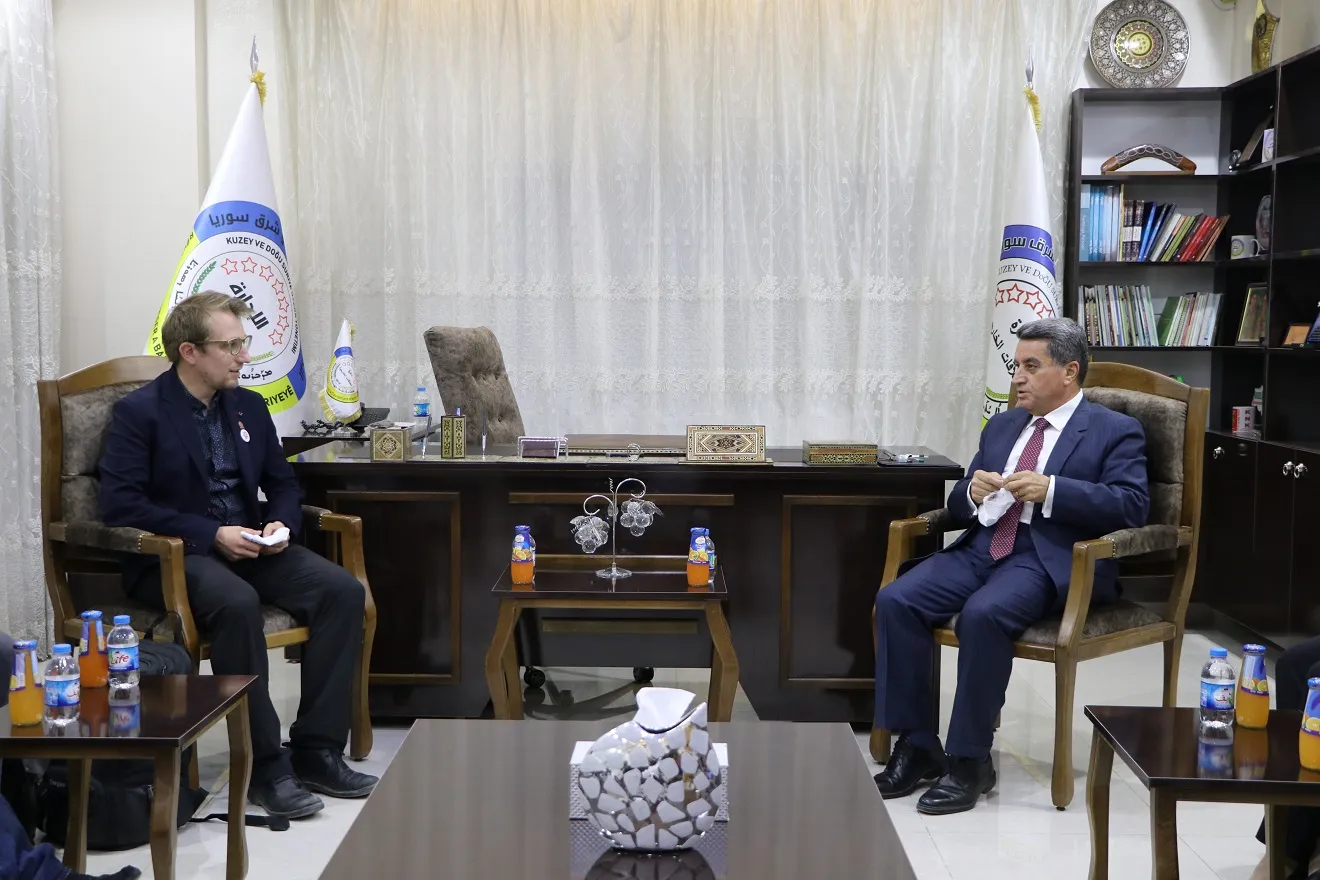 Una delegación francesa visita las regiones del norte y el este de Siria
