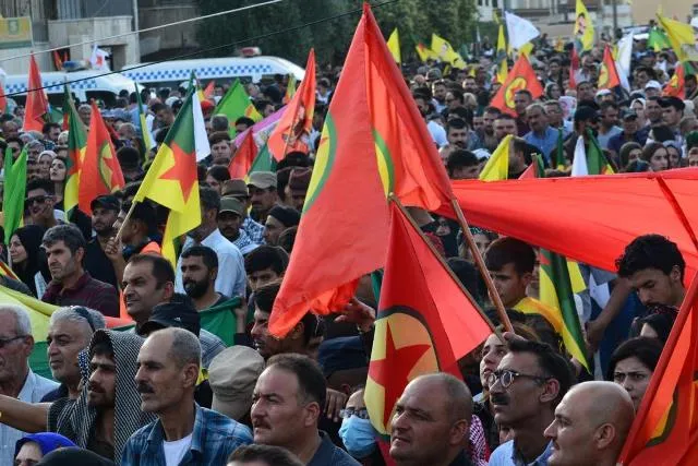 Rojava dijo su palabra: apoyamos la resistencia de la guerrilla