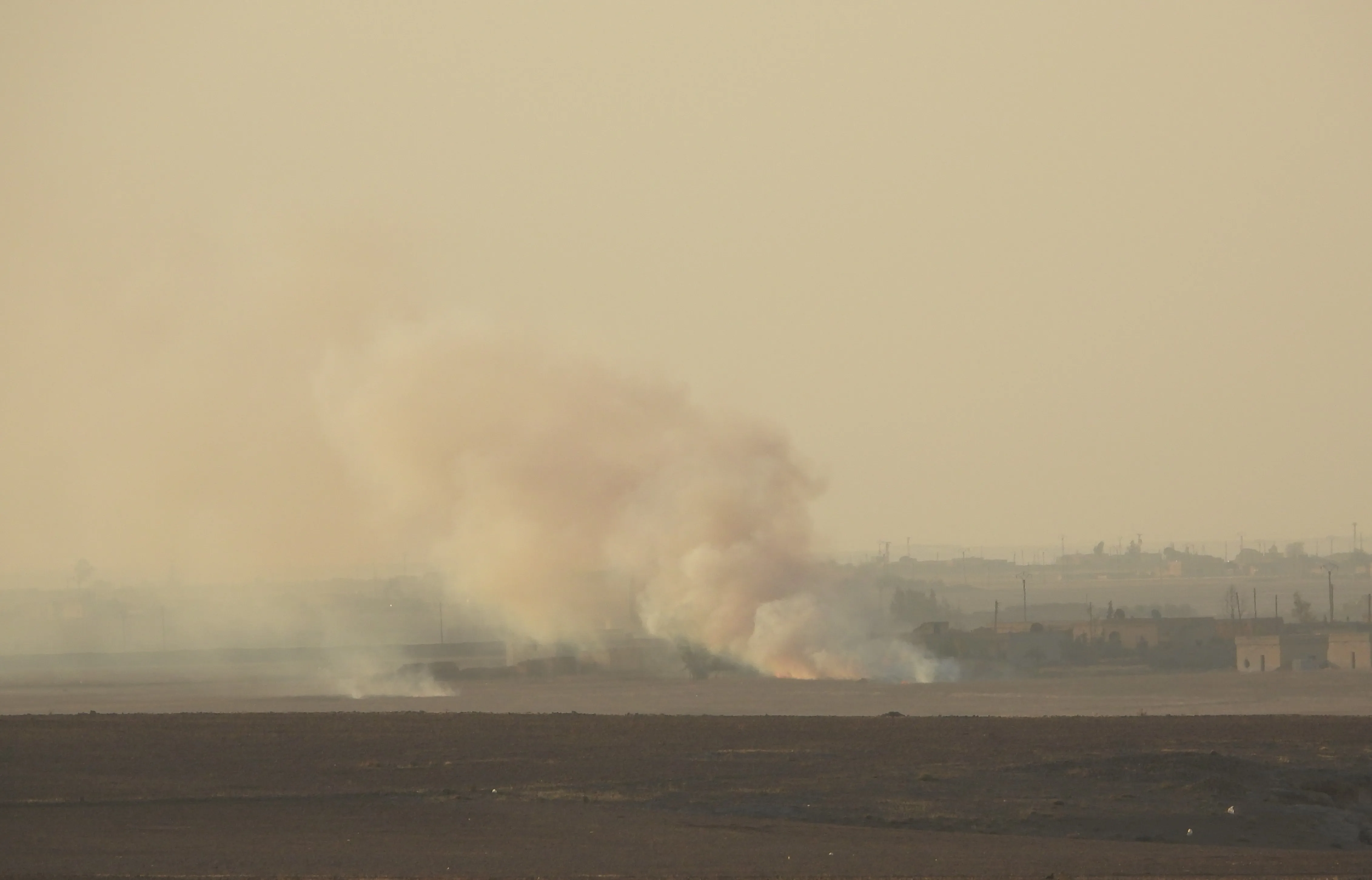 Imágenes de video muestran consecuencias del bombardeo turco al oeste de Girê Spi