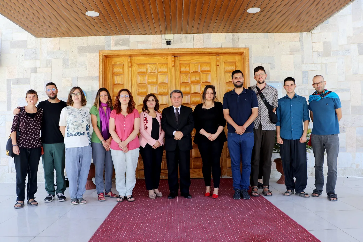 Visita de una delegación catalana al NE de Siria