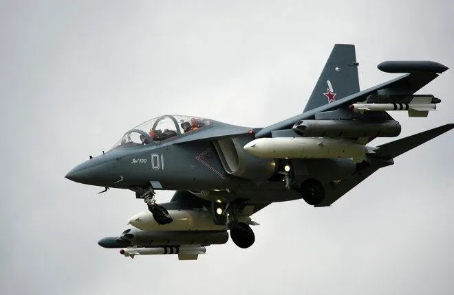 Aviones rusos lanzan intensas incursiones en Badia después de que murieran 23 soldados del gobierno sirio