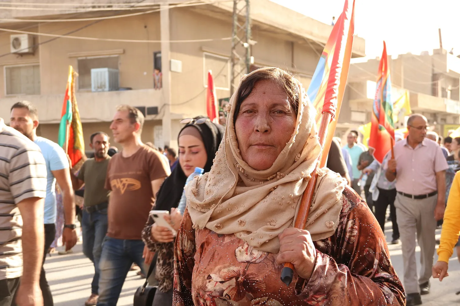 Durante la Marcha de la Dignidad: Se exige que las fuerzas Peshmerga se retiren de los puntos de HPG