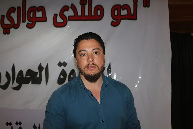 Hacia un foro de diálogo de la juventud siria ”Un simposio celebrado por el Consejo de SDY en Tabqa”