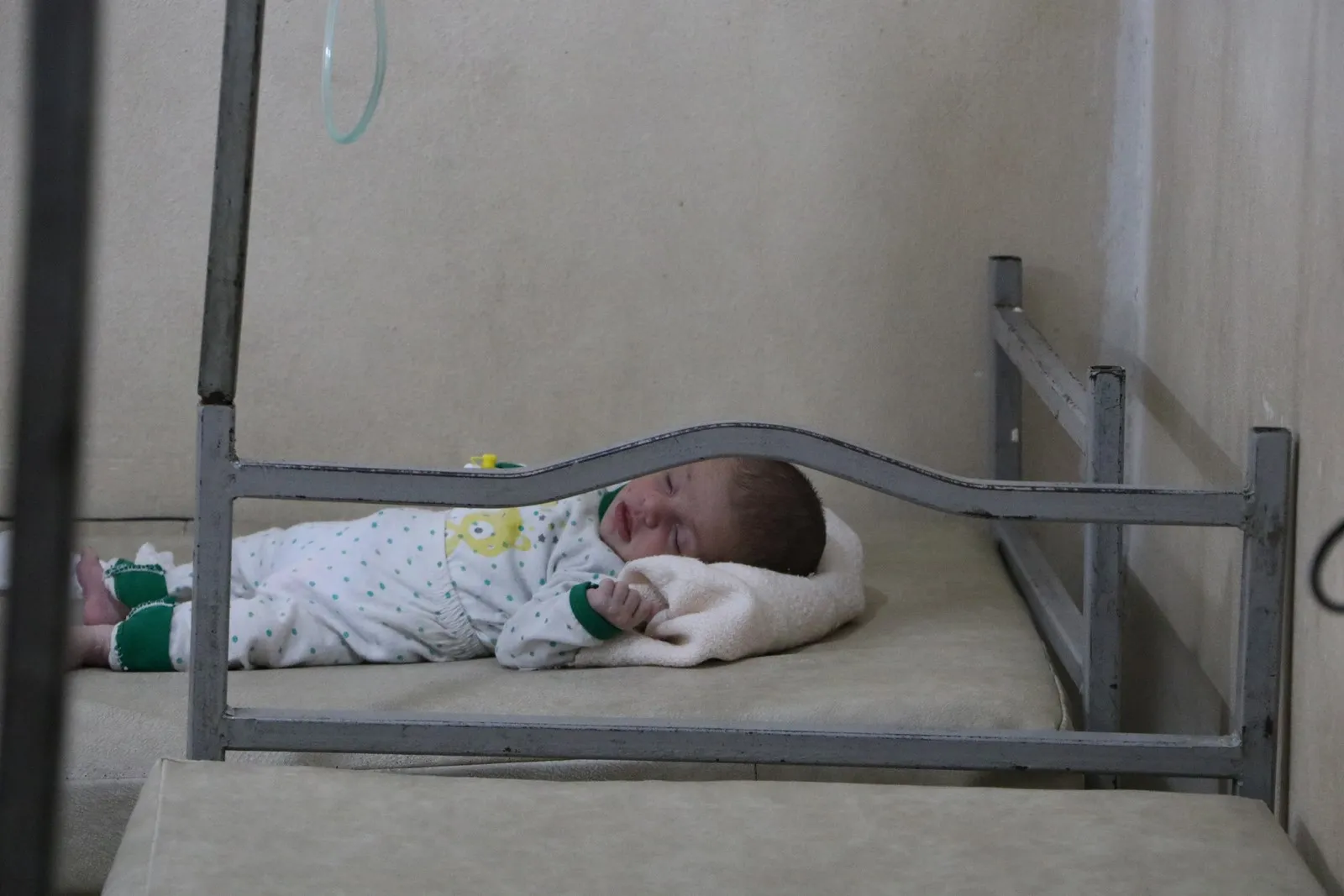 Tres niños pierden la vida por el asedio que el gobierno de Damasco impone al cantón de Shahba