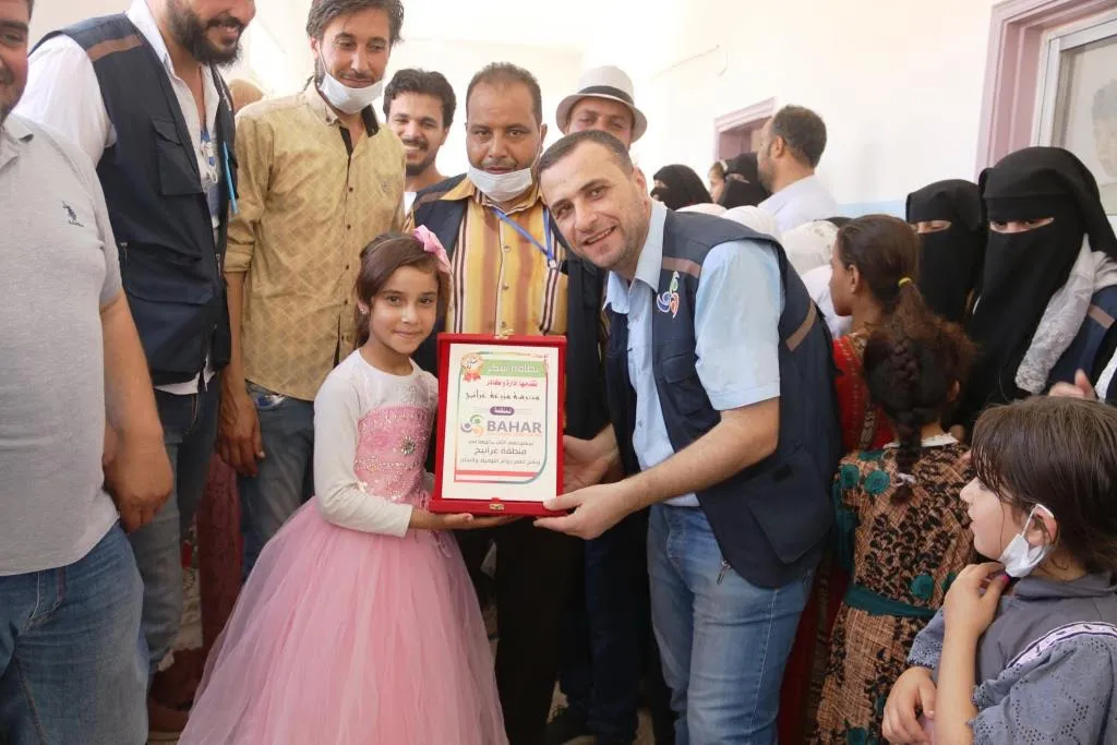 Restauran ocho escuelas en la campiña oriental de Deir ez-Zor