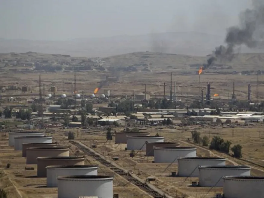 Lanzan dos proyectiles contra el campo Al-Omar en la campiña de Deir Ezzor
