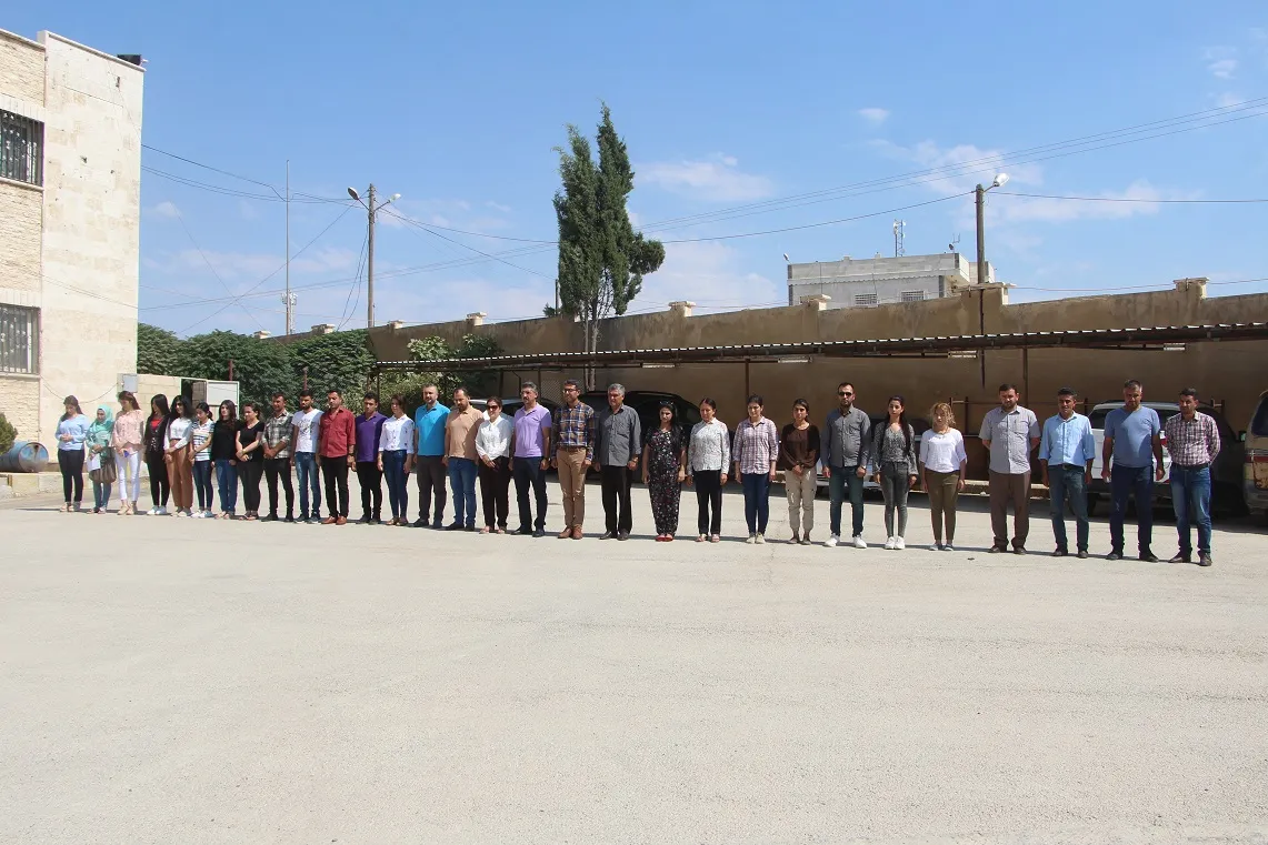 5 minutos de silencio observado en NES en la memoria del genocidio Yazidi
