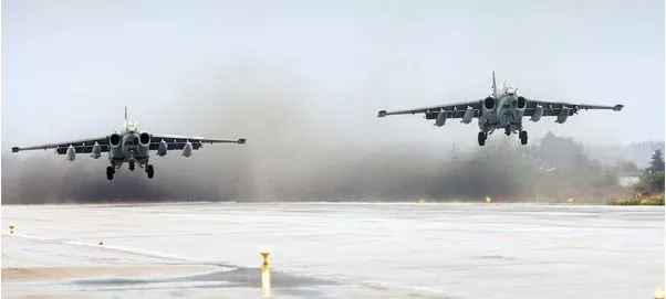 Por segundo día, aviones de combate rusos bombardean Jabal Al-Zawiya, al sur de Idlib