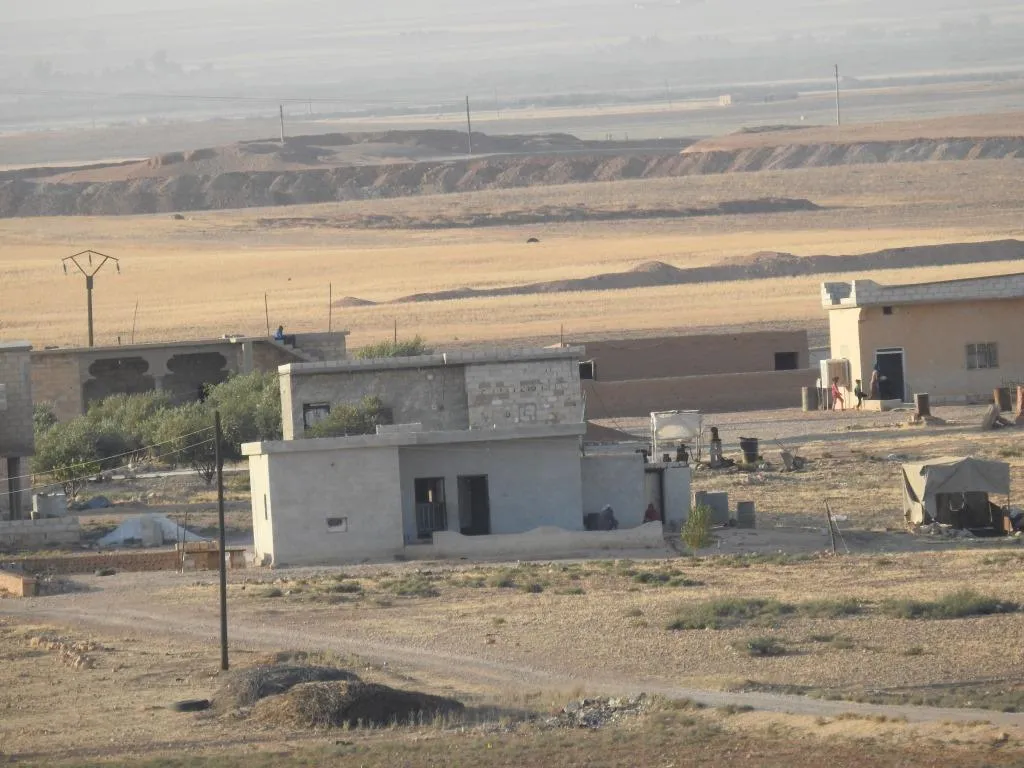 Las fuerzas turcas aumentan sus bases en Ain Issa y Gire Spi