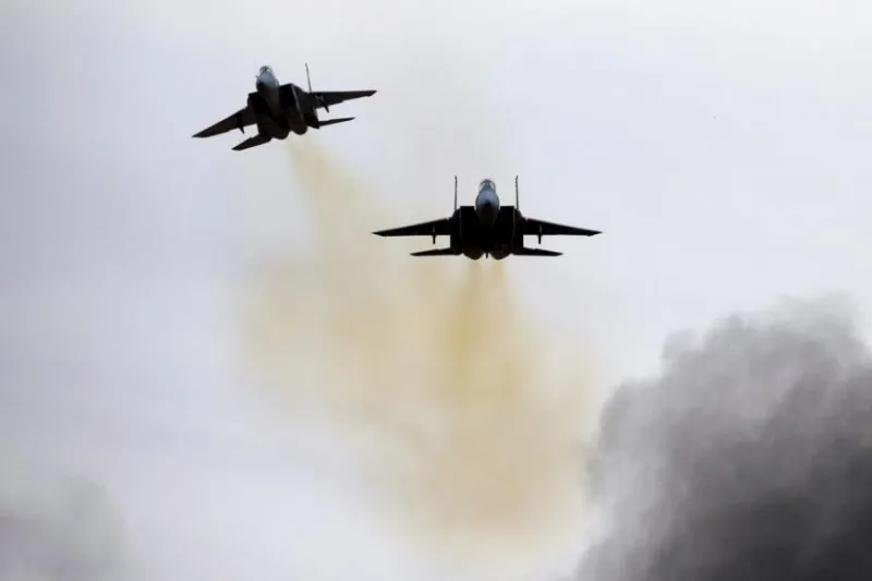 Observatorio: bombardeo aéreo no identificado de grupos iraníes en Albu Kamal