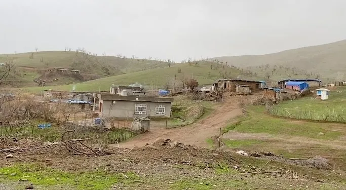 La ocupación turca asedia la aldea de Dayla en Biradost