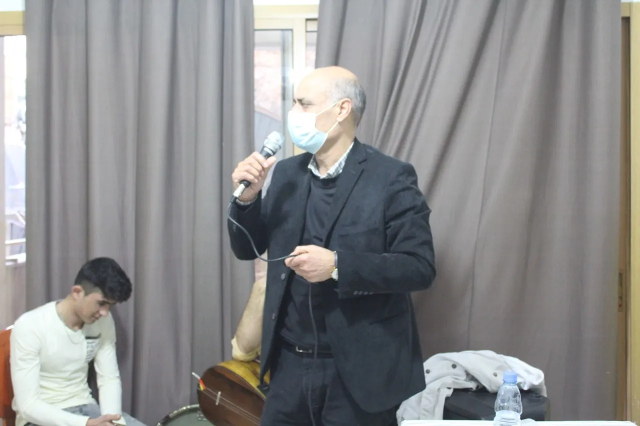 Los estudiantes y maestros de Rojava piden el reconocimiento oficial del idioma kurdo