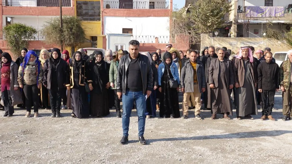 El Consejo General de Raqqa condena la ocupación de Afrin y enciende la antorcha de Newroz