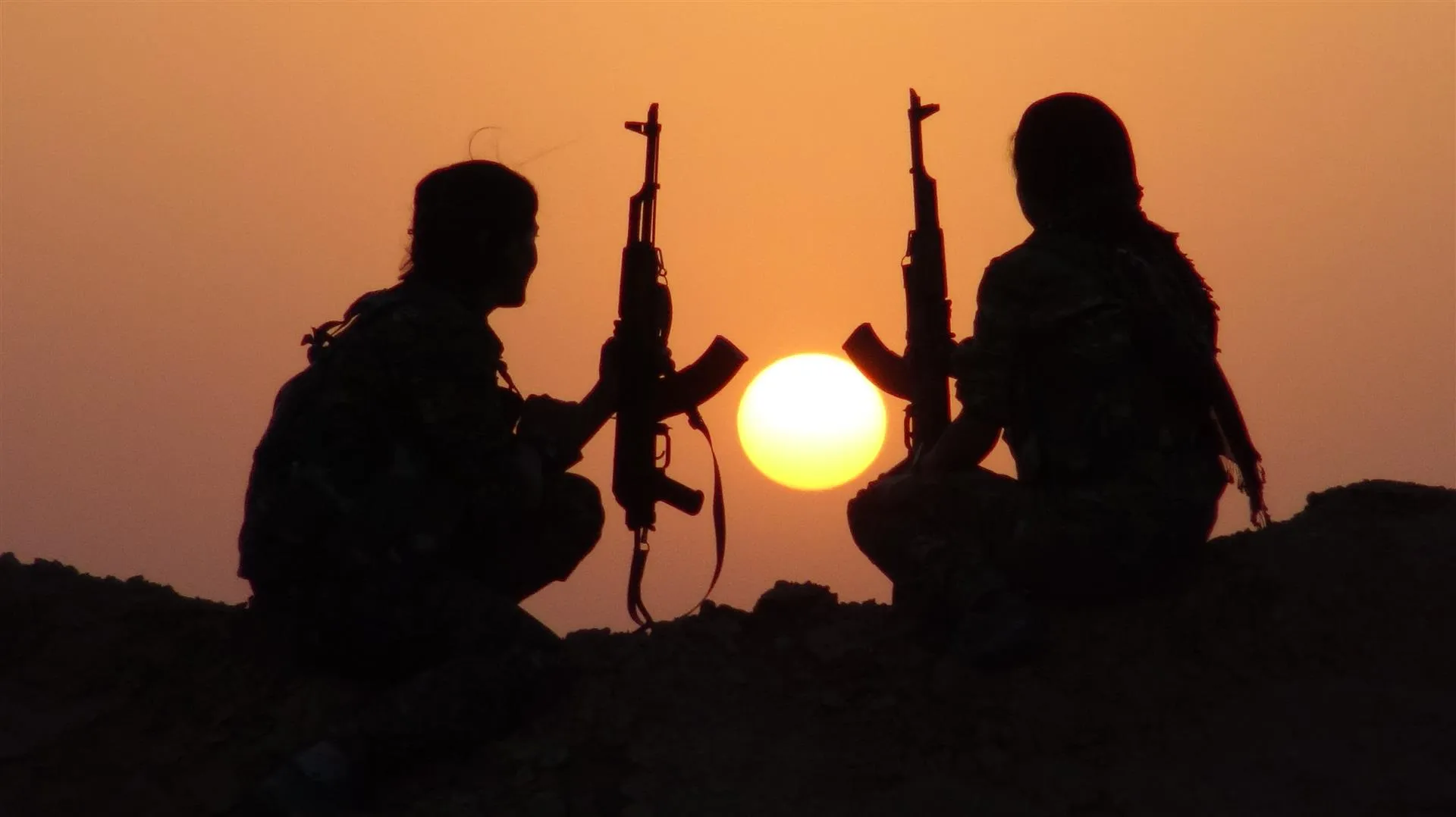 Comandante de YPJ: nuestra prioridad es liberar a todas las mujeres de la injusticia y la discriminación