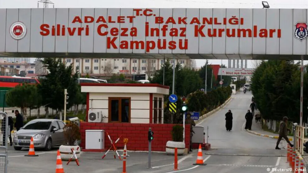 Los guardias de la prisión de Silivri amenazan con matar a los presos